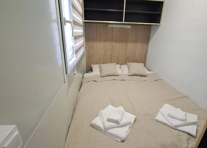 Campsite Mobilehome Serdar Sveti Filip i Jakov